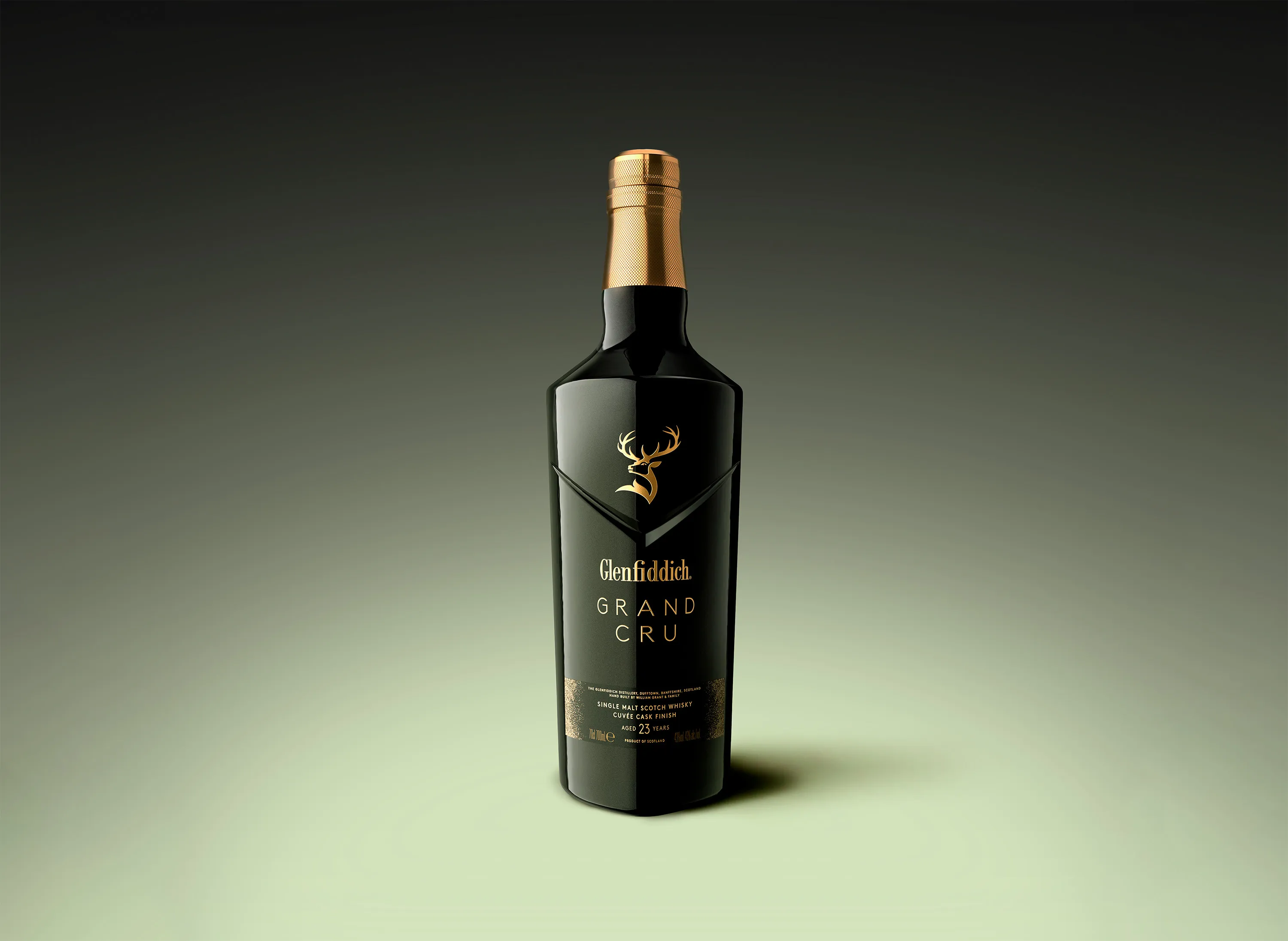 格兰菲迪23年Grand Cru酒瓶